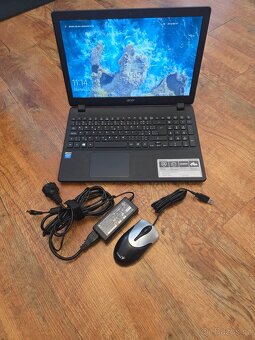 Acer Aspire ES 15 - Plně funkční - 2