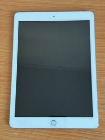 APPLE IPAD 6. generace 128GB + KLÁVESNICE - 2