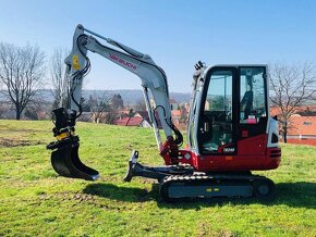 Pásové rypadlo Takeuchi TB-240 - 2