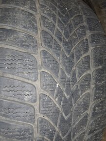 Dunlop 245/50/R18 - 2