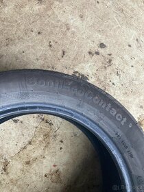 Pneu Continental 225/50 R17 V 3-4mm - 2