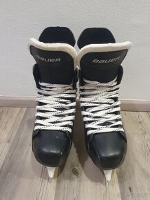 Brusle BAUER SUPREME 140 40.5 EUR/6.5 UK - 2