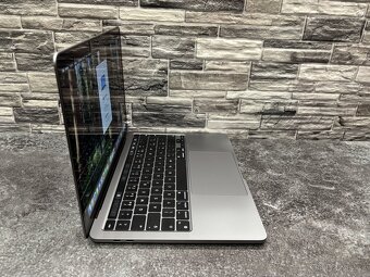 MacBook Pro 13" 2020 M1 / 16GB / 500GB - 2