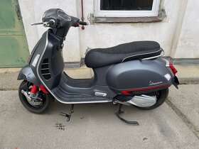 Vespa GTS 300s - 2