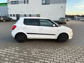 Škoda Fabia 2, 1.2tsi, 2011, benzin, 63 kW - 2