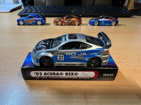 Modely aut 1:64 Muscle Machines Import Tuner - 2