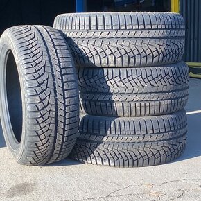 NOVÉ Zimní pneu 225/45 R17 94V Sailun - 2