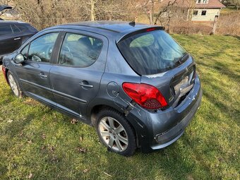 Peugeot 207 1.6 HDI - 2008 - 135 tis - pojídné - havarováno - 2