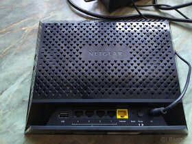 Router Netgear R6300 - 2