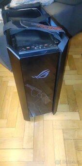 Asus rog Helios - 2