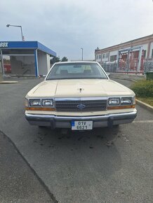 Ford Crown Victoria veterán 1989 - 2