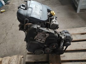 Renault 1.9 DTI kompletní motor - 2