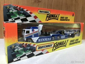 Matchbox convoy-Race car transporter - 2