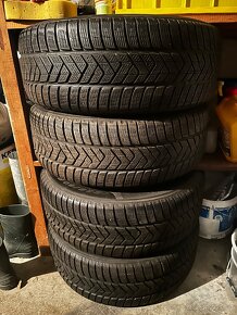 Zimní pneu Pirelli 235/60 R18 winter - 2