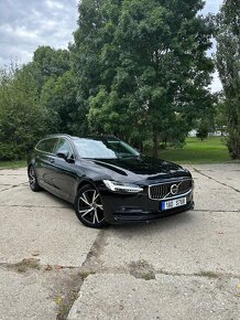 Volvo V90 B4 2022 Geartronic Momentum - 2