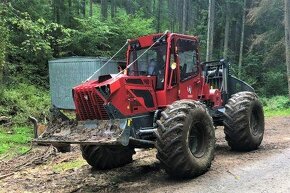 Lesní traktor IRUM 690 S5 - 2