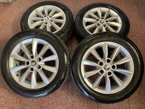 Originalní ALU kola Škoda 5x112 r16 zimní pneu 6mm - 2