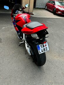 Honda CBR Fireblade 1000RR - 2