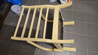 Starožitný nábytek - křesla a stolek THONET - 2