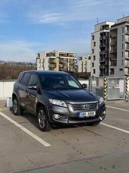 Toyota RAV4 2.2Dcat 130kw 4x4 manuální převodovka - 2