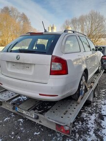 nd ze škoda octavia 2, 1.6.TDI 77kW, bílá, barva 9559 - 2