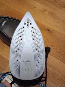 Parní generátor Philips PerfectCare Compact GC7833 - 2