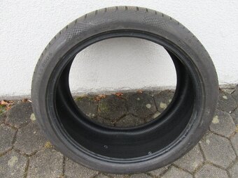 Zimni pneu  285/35 R22 W XL - 2