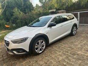 Opel Insignia Country Tourer Exclusive, 360v, DPH, TZ, HUD - 2