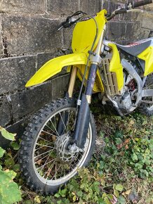 Suzuki RM-Z 450 2015 - 2