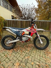 Ktm exc 300 six days - 2