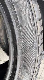 Prodam 2x letni pneu 245/40R18 - 2