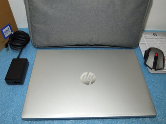 HP ProBook 460 G11 16“ IPS 1920x1200 Intel 16GB 512GB Záruka - 2