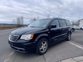 Chrysler Town Country 3,6 RT Penta DVD 2014 - 2