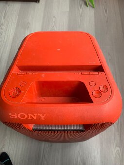 reproduktor/bedna sony-XB5 - 2