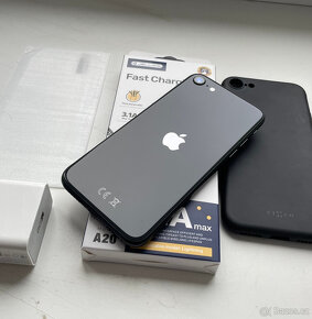 Apple Iphone SE 2020 64GB Black ✅ Krásný stav - 2