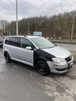 Volkswagen Touran 2.0 CNG + Benzin - 2