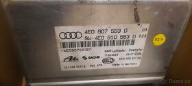 Audi A8 4e D3 řídící jednotka vzduchového podvozku - 2