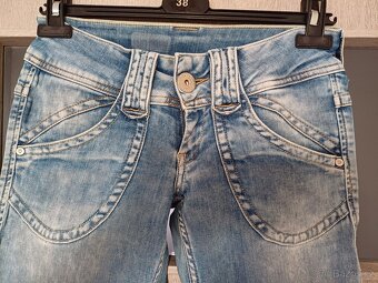 Pepe Jeans Midonna 26/32 - 2