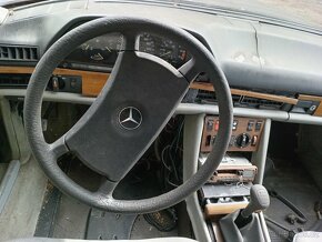 Mercedes benz w126 - 2