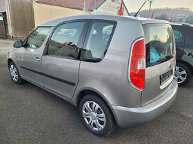 ŠKODA ROOMSTER 07/2011 1,2 TSI 63 KW 52813 KM S.K. - 2