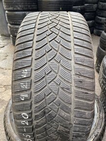 Zimní pneu 235/35R20 - 2