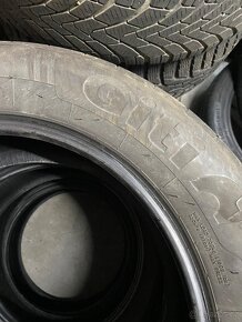 225/55R17 - 2