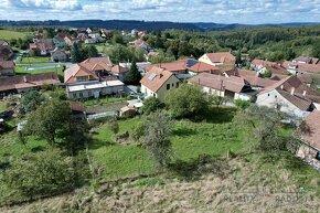 Prodej pozemku k výstavbě rodinného domu 978m2 v centru Habr - 2