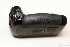 Battery grip Meike pro Nikon D750 - 2