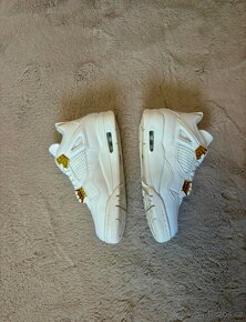 Air Jordan 4 Metallic Gold - 2