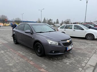 Chevrolet cruze ls - 2