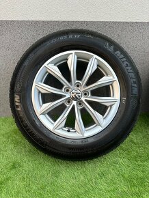 ALU kola 5x112 r17 s letním pneu (5q) - 2