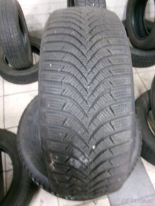 205/60 R15 HANKOOK (2x6,5 a 2x5,5mm) č.15209 - 2