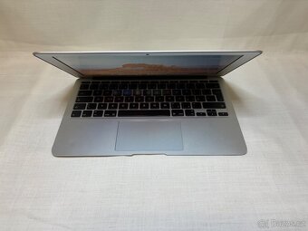 11 Apple MacBook Air i5 1,4GHz hasWell lze Sonoma a až 2TB - 2