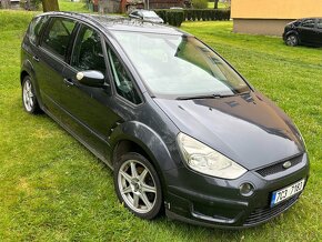 Ford S-MAX 2.0 benzin, 107 kW, RV: 2007 - 7-místní - 2